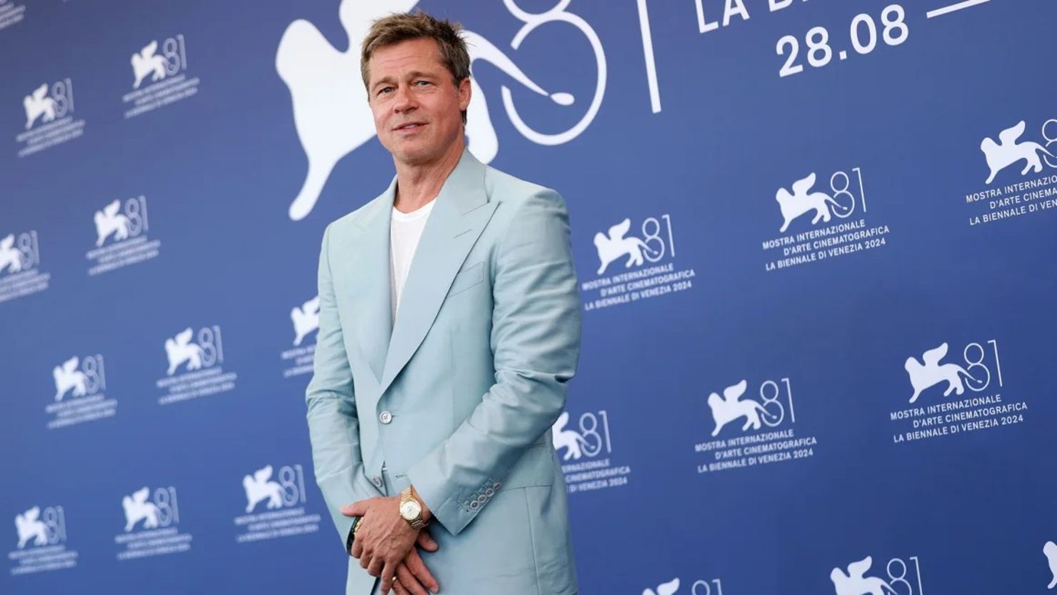 La policía española arresta a cinco personas por estafa falsa usando el nombre de Brad Pitt