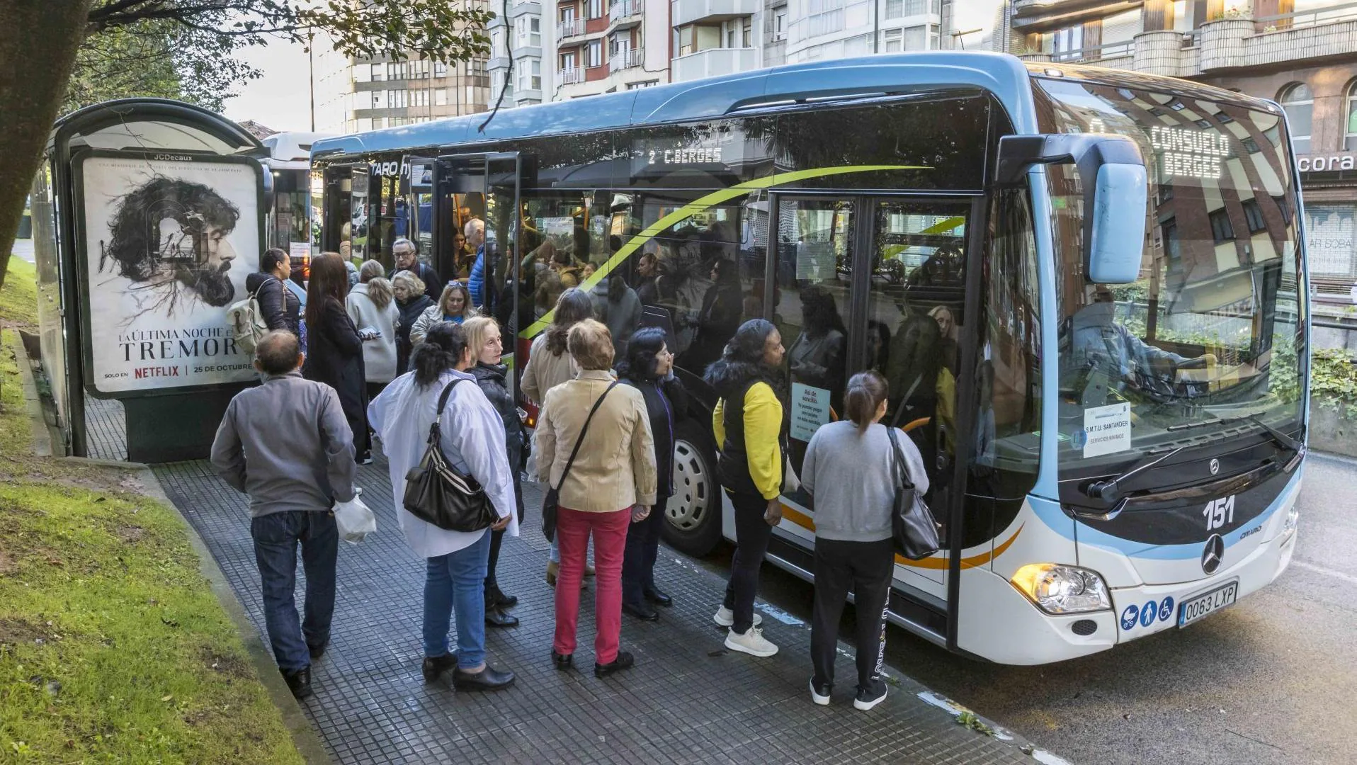 Sin incidentes en el primer día de huelga de autobuses en Sevilla